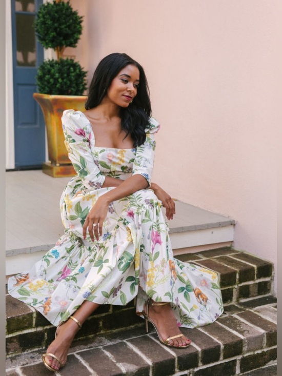 Dresses & Skirts - Cara Cara Blue Hill Midi Dress in Tisbury Floral